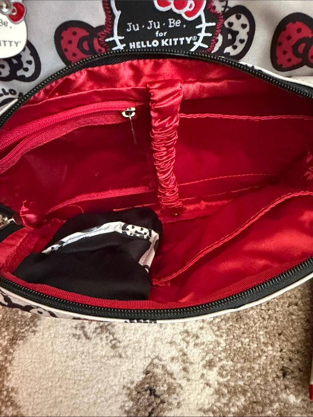 Ju-Ju-Be Hello Kitty Bow Print Bag - Red, Black & Cream